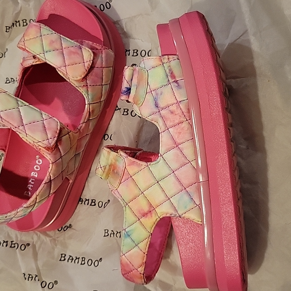Sandal